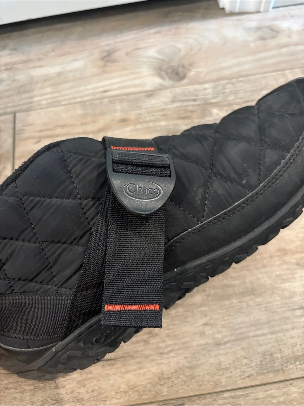 Chaco quilted slip